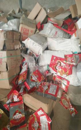 小张的环保创业路 从回收废旧塑料到加工颗粒的绿色循环